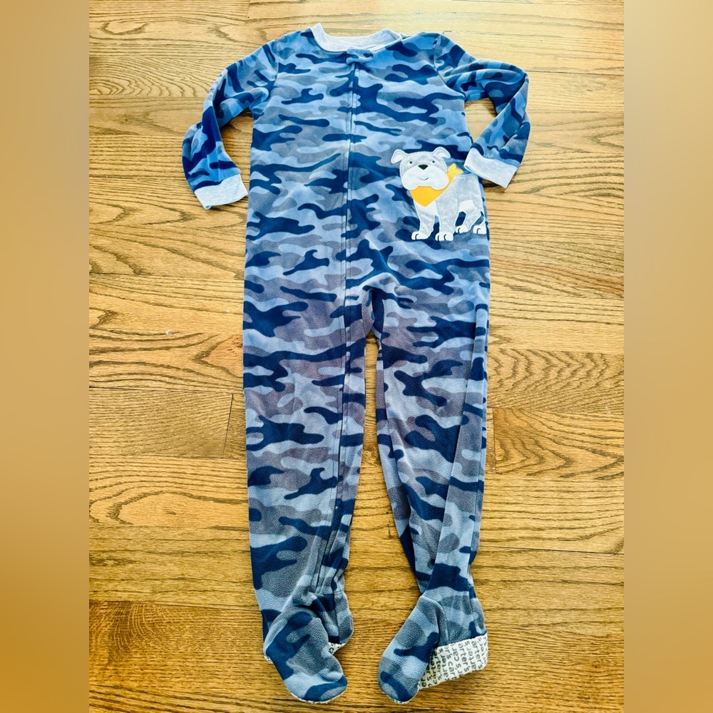 Carter’s one-piece footie and zip-up pajamas, size 5T